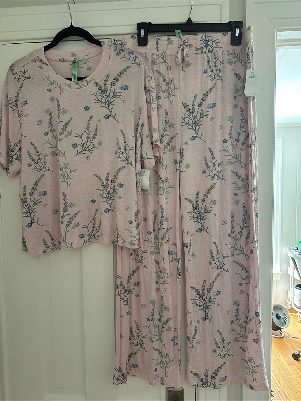 Honeydew Floral Pink Two-Piece Pajama Set - Picture 5 of 5